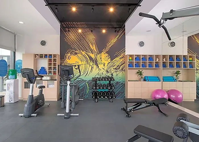 Hotel Citadines Benavidez Makati 4*