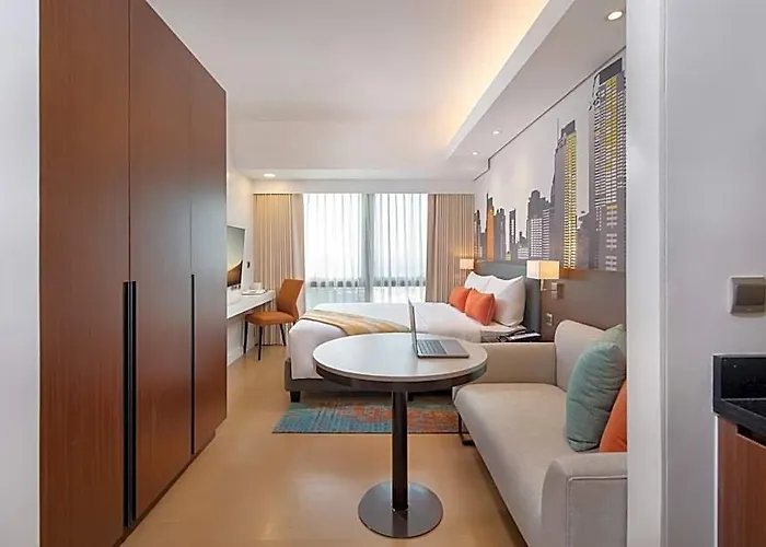 Hotel Citadines Benavidez Makati 4*